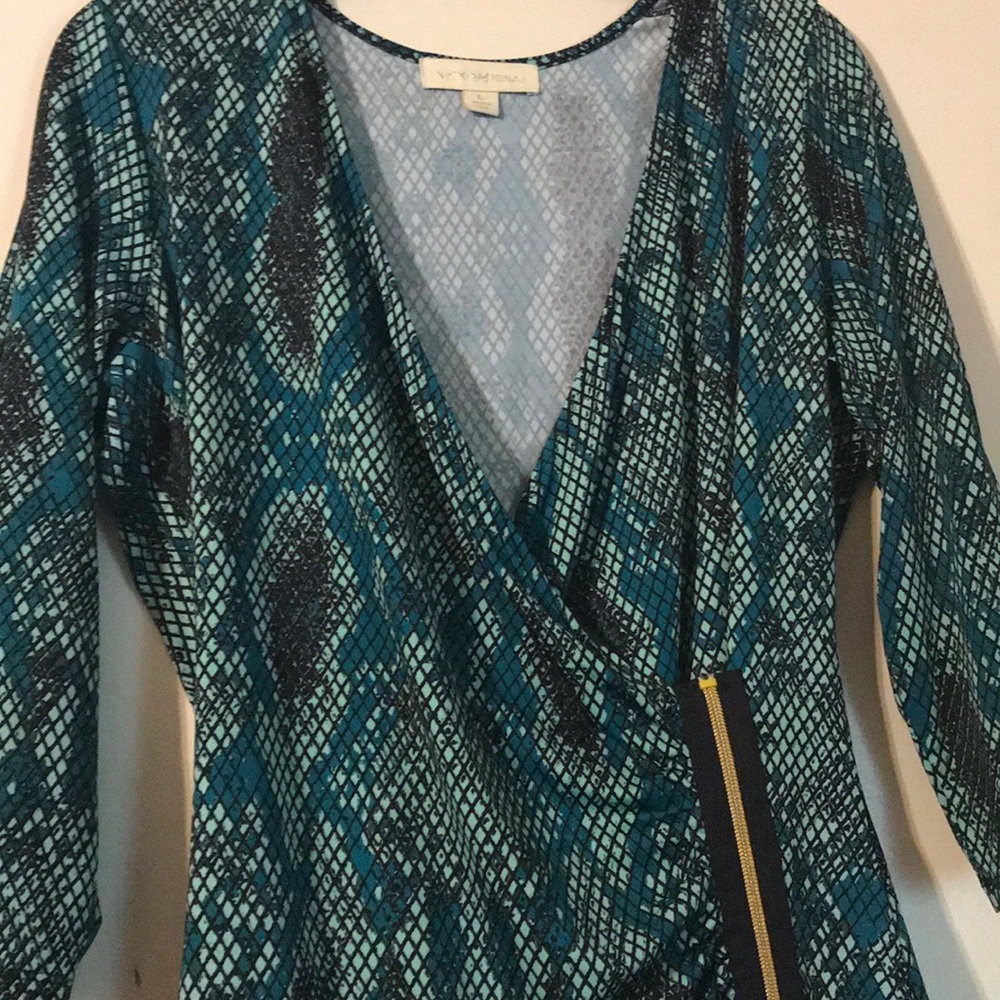 Snakeskin print